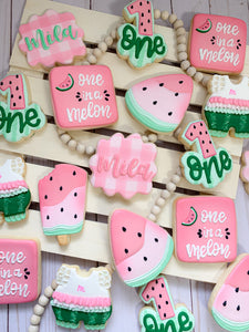 Set of 12 custom cookies